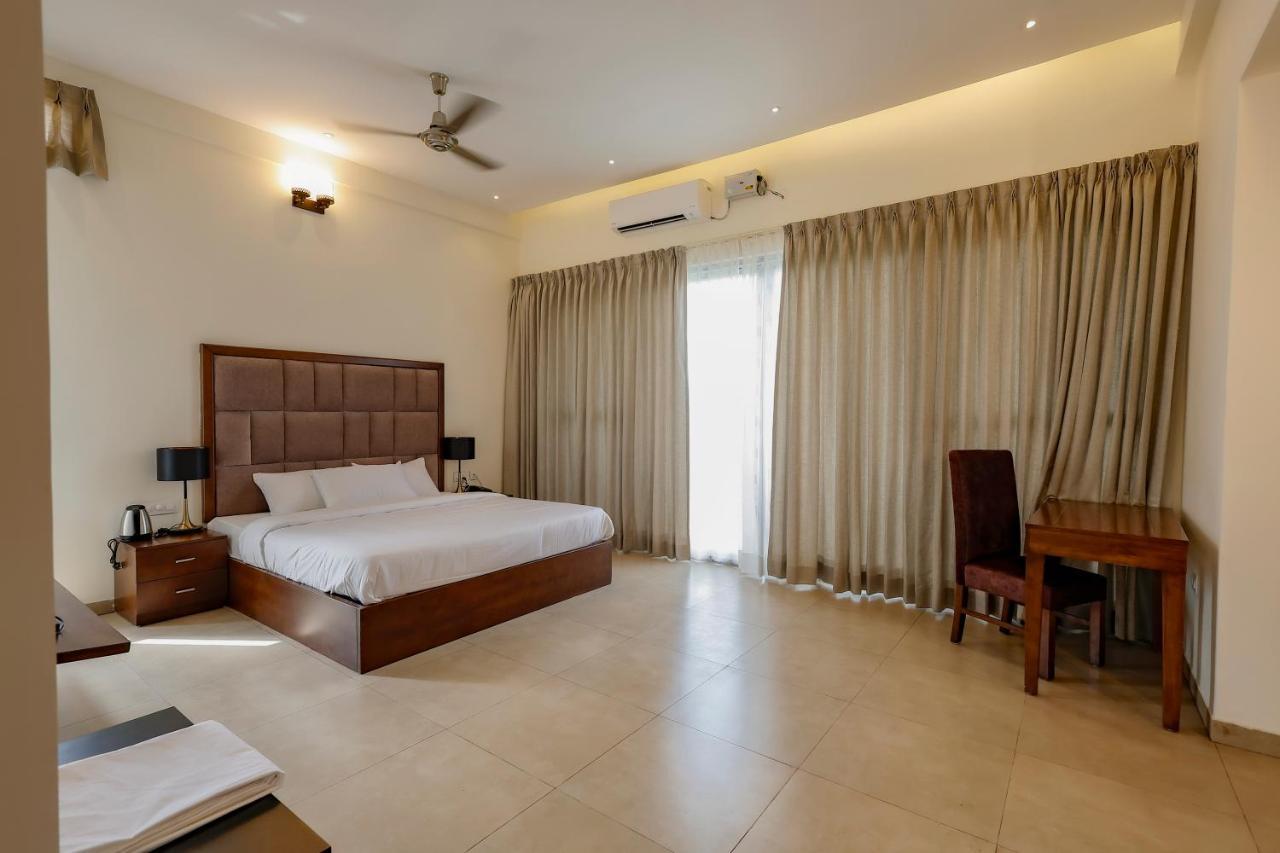 Falcon Suites Whitefield Бангалор Екстериор снимка